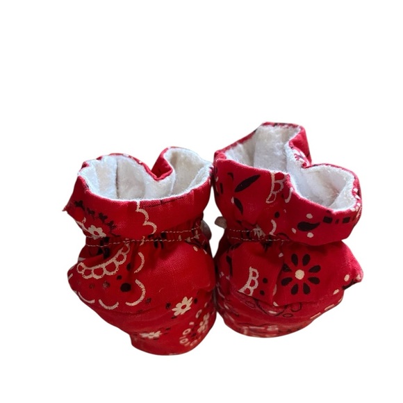 Vintage 70s Red bandana new born print Baby Booties slippers shoes Boho western - Picture 4 of 11